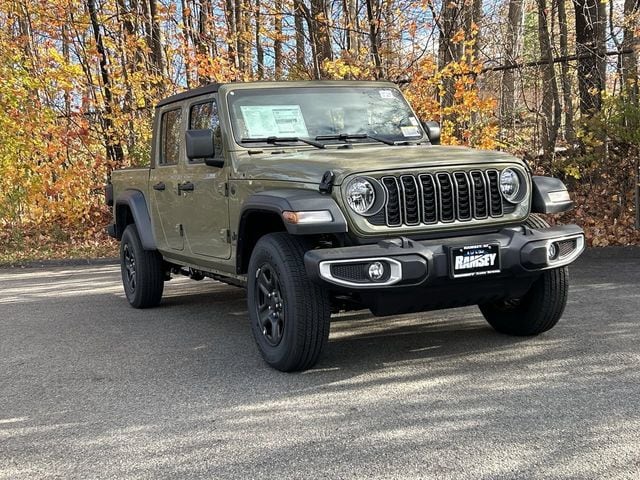 2026 Jeep Gladiator Sport