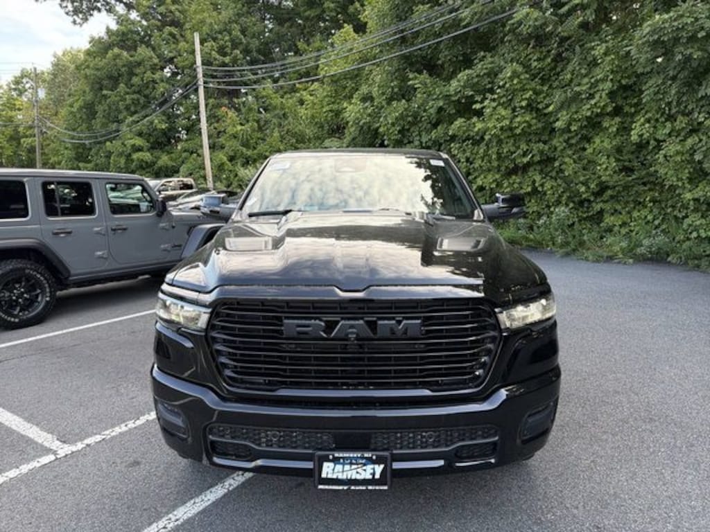 New 2027 Ram 1500 LARAMIE CREW CAB 4X4 5'7 BOX Pickup