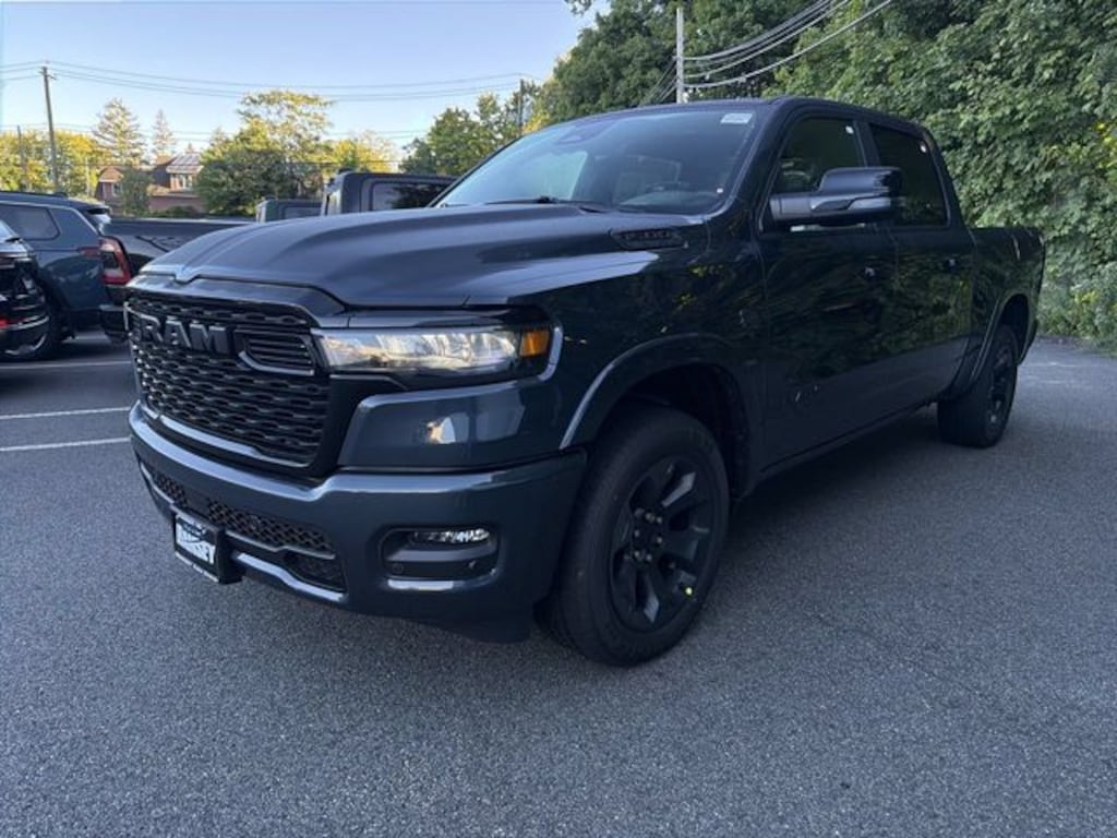 New 2027 Ram 1500 BIG HORN CREW CAB 4X4 5'7 BOX Pickup