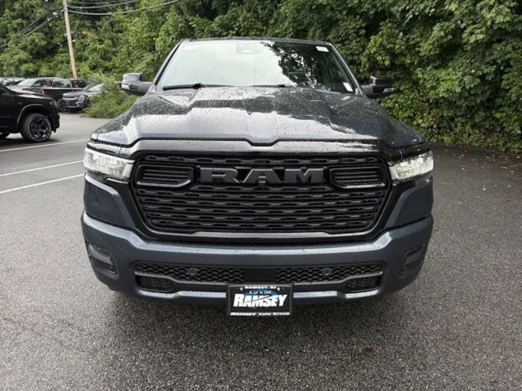 New 2027 Ram 1500 BIG HORN CREW CAB 4X4 5'7 BOX Pickup