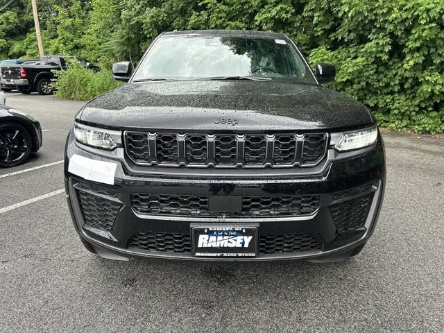 New 2026 Jeep Grand Cherokee L L LAREDO ALTITUDE 4X4 Sport Utility