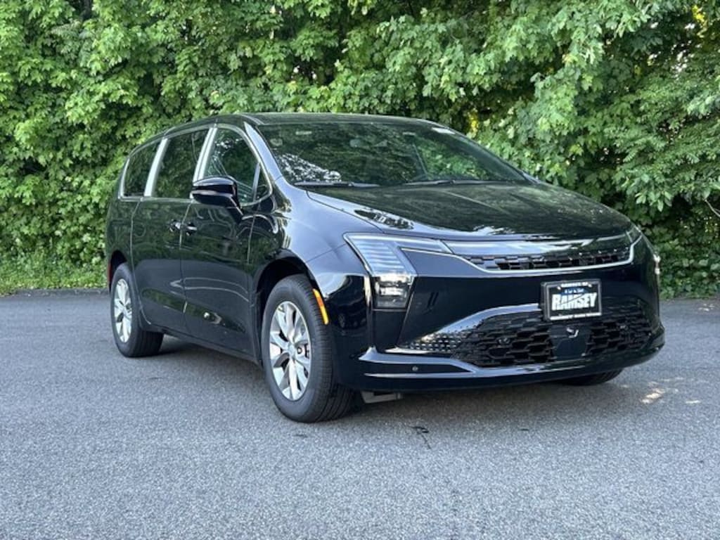 New 2027 Chrysler Pacifica SELECT AWD Passenger Van