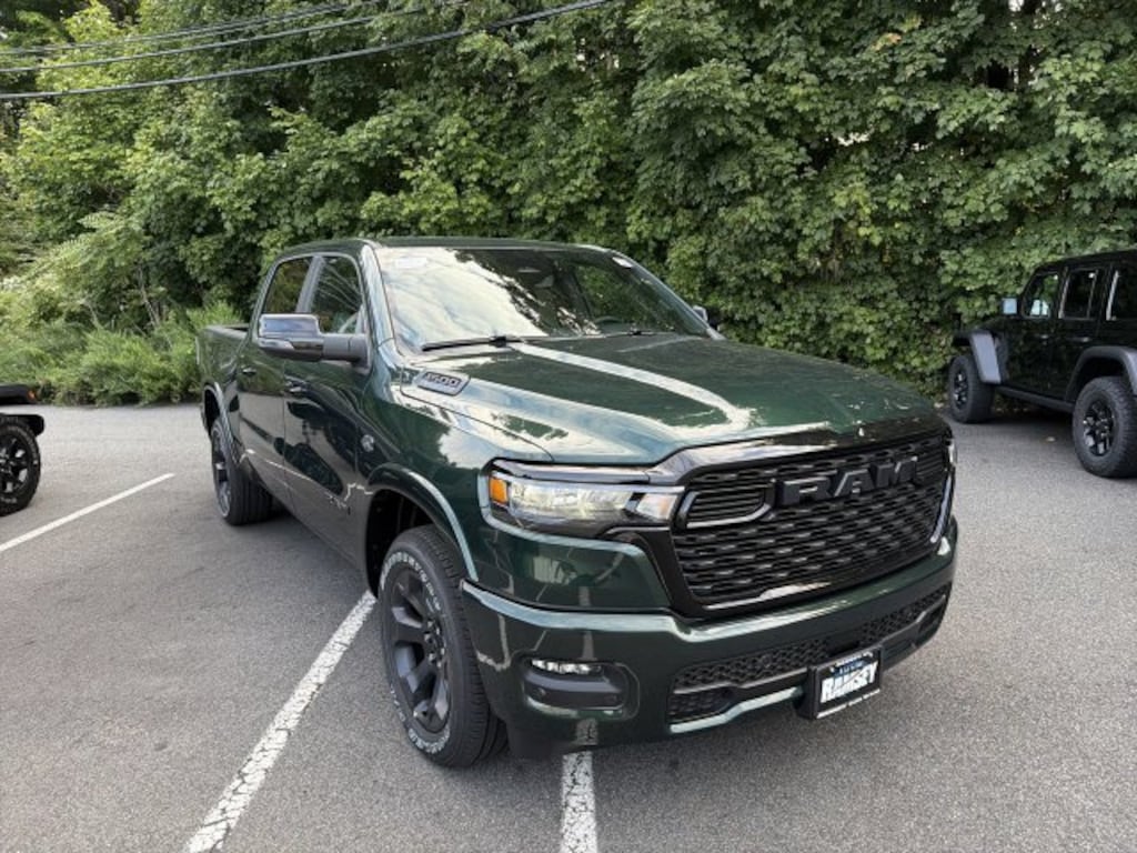 New 2027 Ram 1500 BIG HORN CREW CAB 4X4 5'7 BOX Pickup
