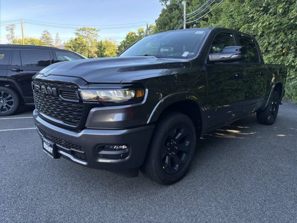 New 2027 Ram 1500 BIG HORN CREW CAB 4X4 5'7 BOX Pickup