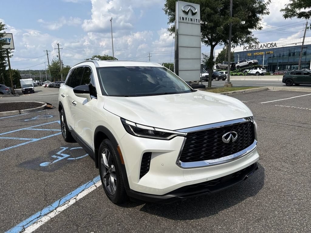 Certified 2023 INFINITI QX60 LUXE SUV