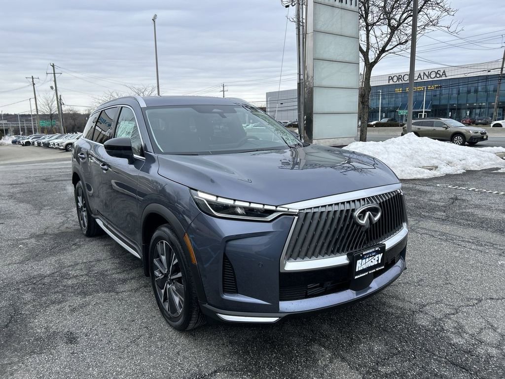 2026 INFINITI QX60 LUXE - Photo 2