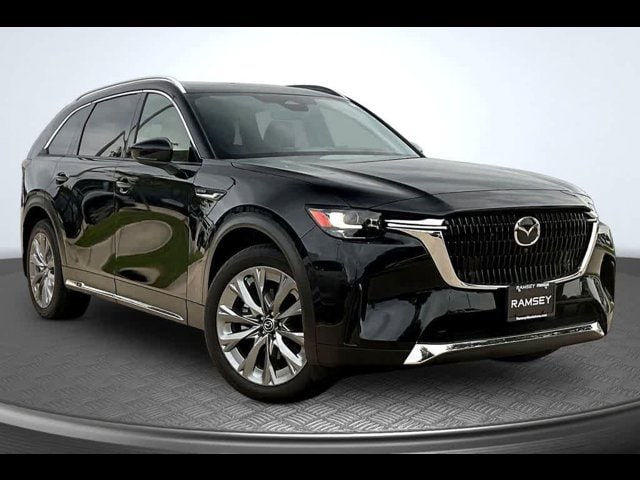 New Mazda CX-90 For Sale in Urbandale, IA