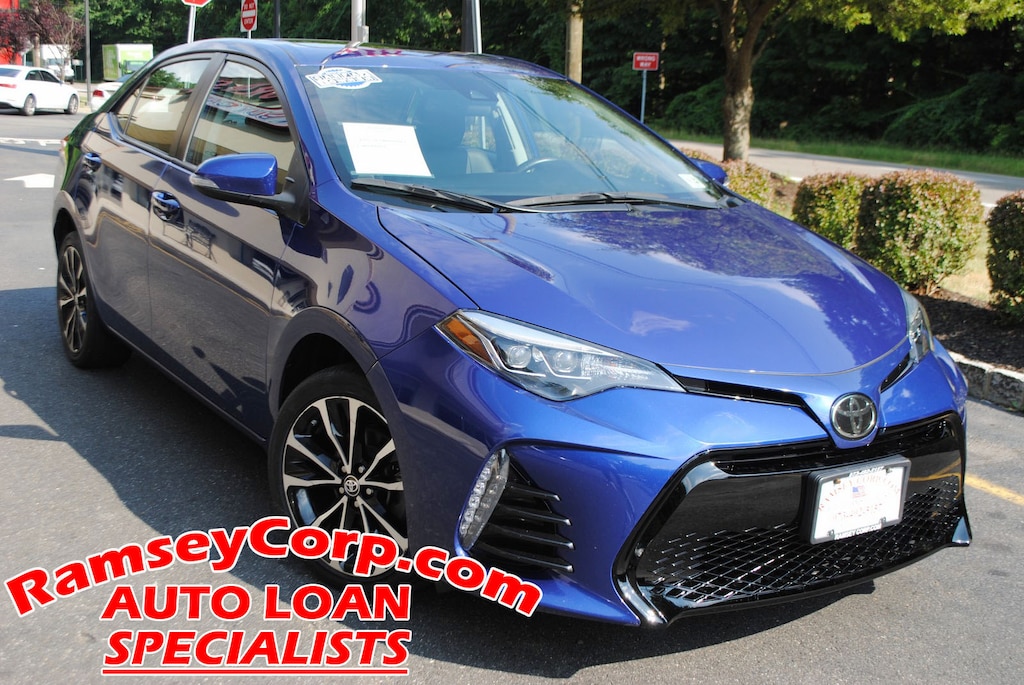 Used 2017 Toyota Corolla SE 1.8 Sedan