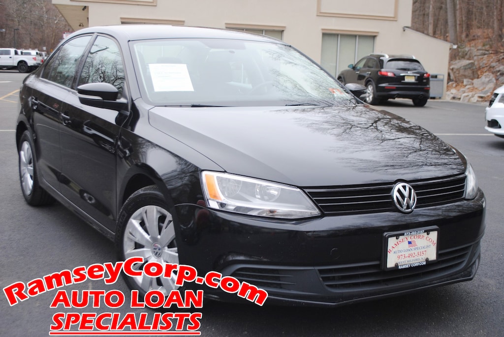 Used 2011 Volkswagen Jetta SE 2.5 Sedan