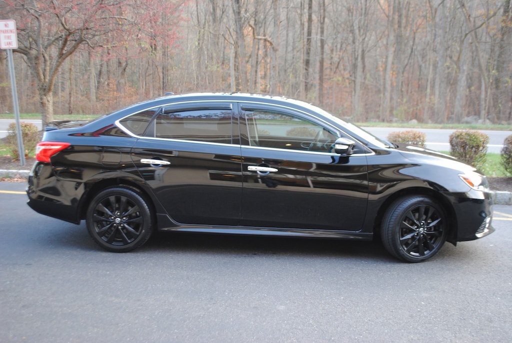 Used 2017 Nissan Sentra SR Turbo 1.6 Sedan