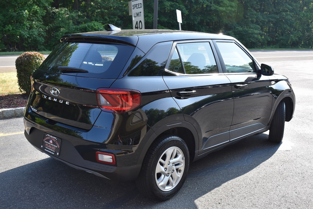 Used 2021 Hyundai Venue SE 1.6 SUV