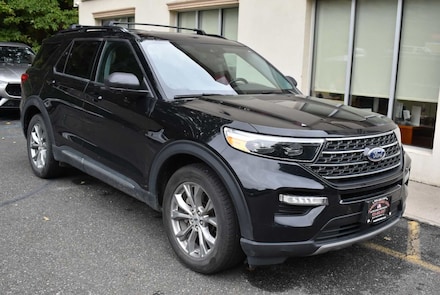 2023 Ford Explorer XLT SUV