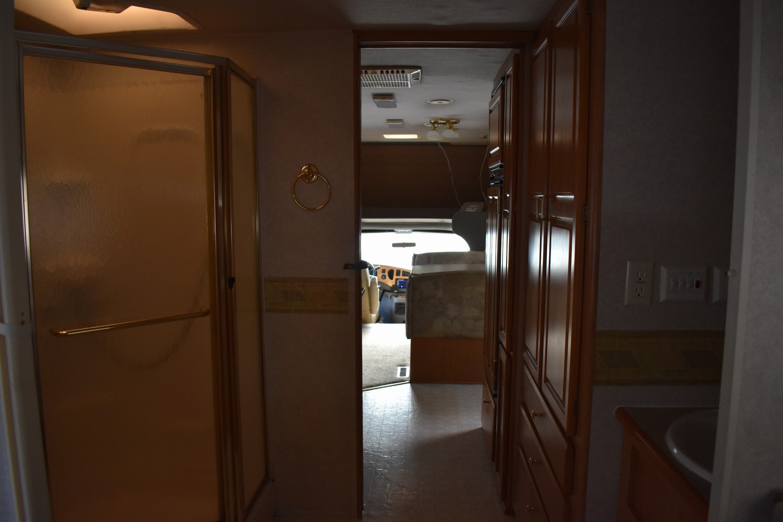 2002 Ford Econoline - Photo 43