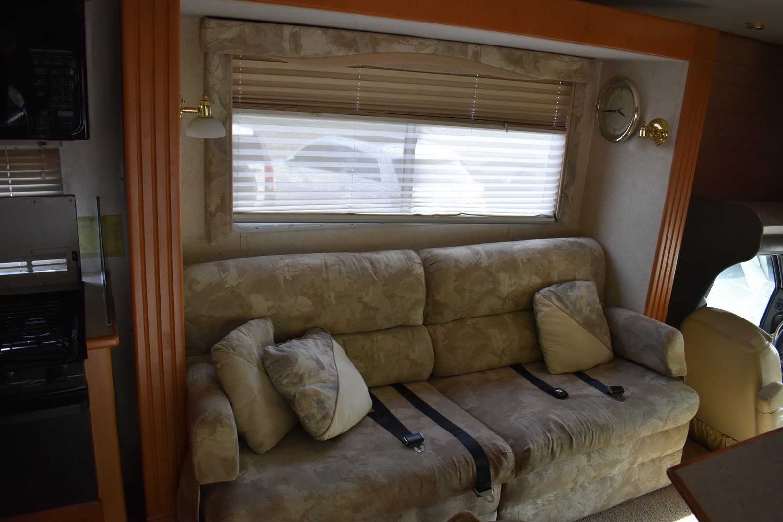 2002 Ford Econoline - Photo 17