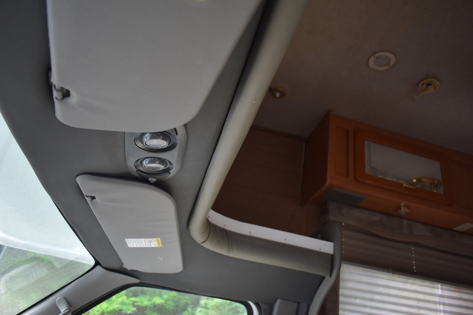 2002 Ford Econoline - Photo 62