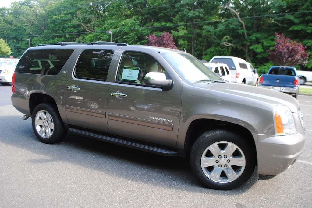 Used 2012 GMC Yukon XL 1500 SLT 4WD 5.3 SUV