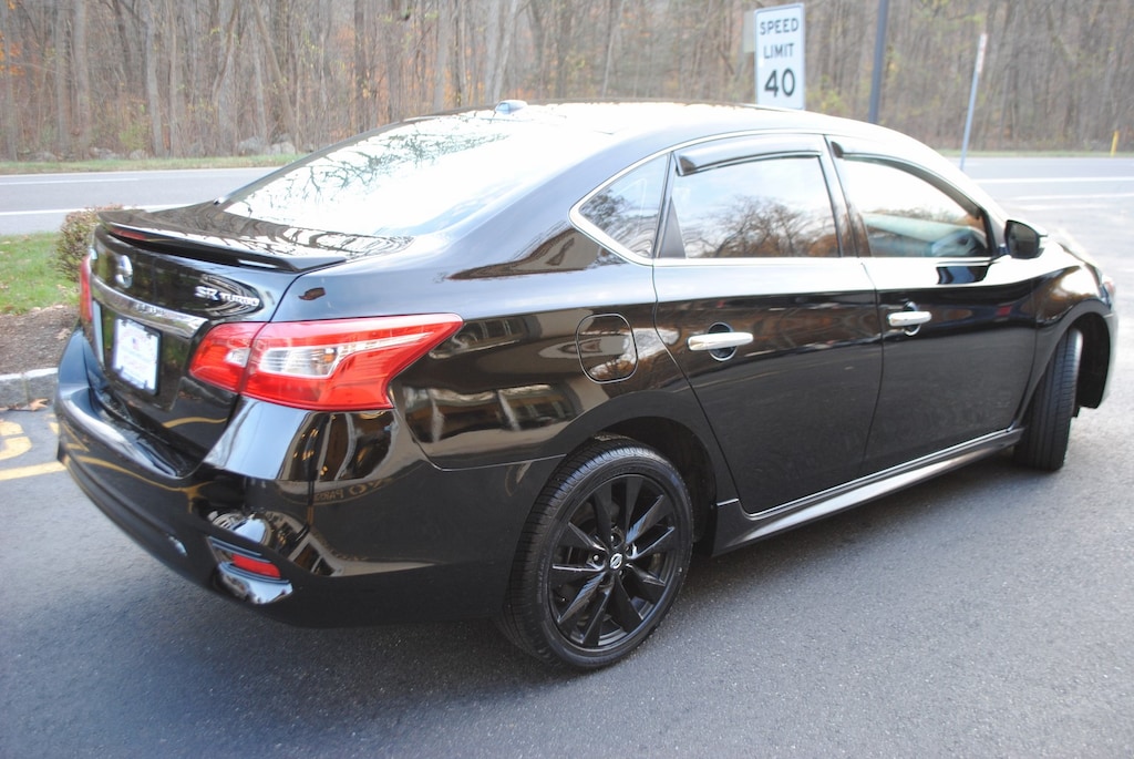 Used 2017 Nissan Sentra SR Turbo 1.6 Sedan