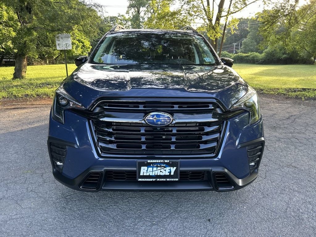 Used 2025 Subaru Ascent Onyx Edition Touring 7-Passenger SUV