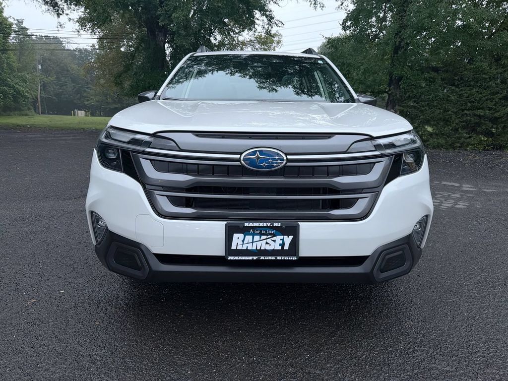 Used 2025 Subaru Forester Limited SUV