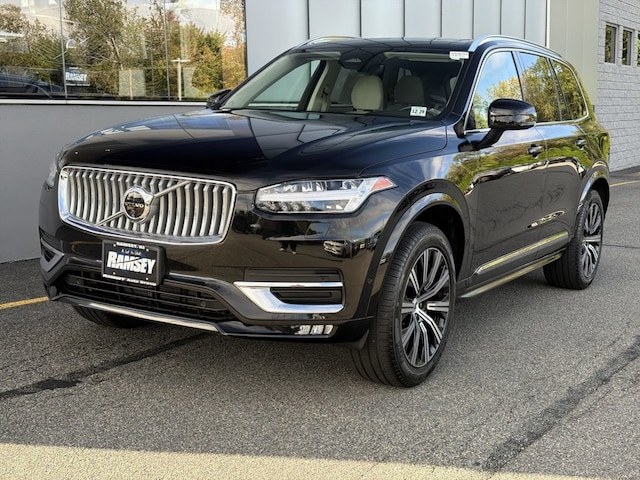 2025 Volvo XC90 B6 Plus 7-Seater SUV