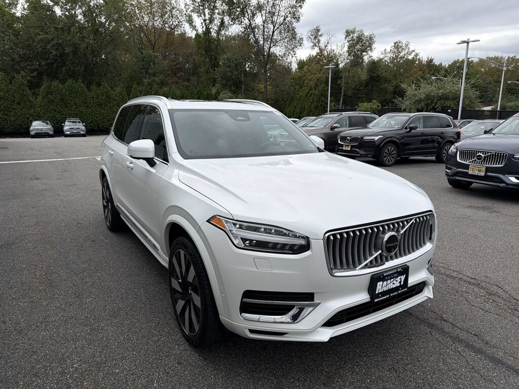 Certified 2024 Volvo XC90 plug-in hybrid T8 Plus Bright 7-Seater SUV