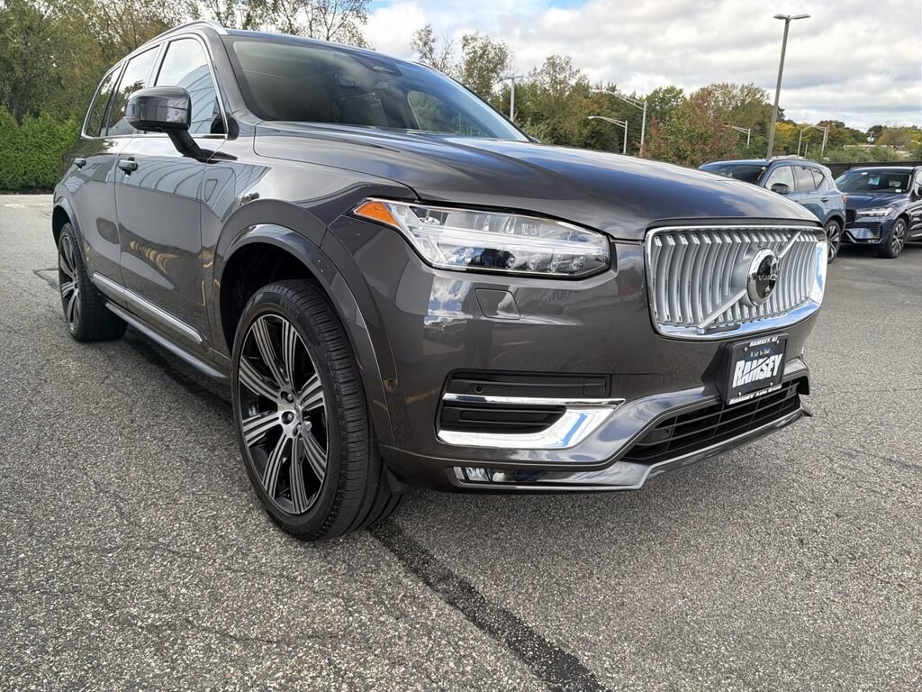Certified 2025 Volvo XC90 B6 Plus 6-Seater SUV