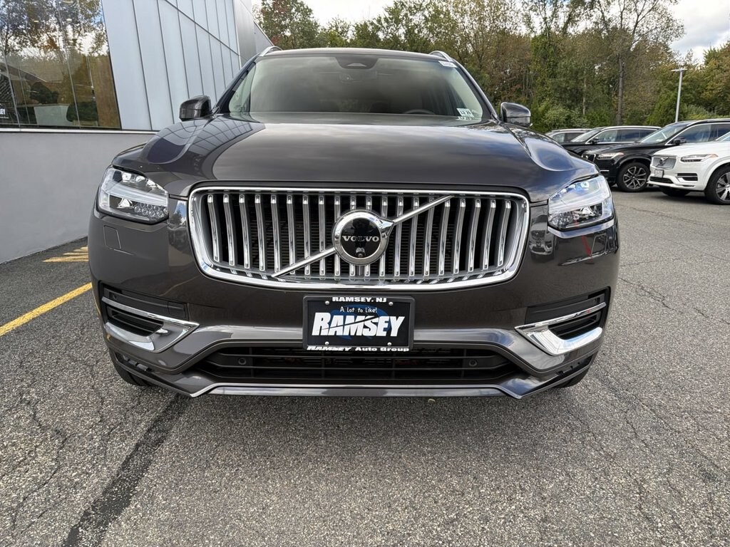 Certified 2025 Volvo XC90 B6 Plus 6-Seater SUV