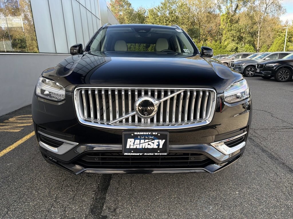 Certified 2025 Volvo XC90 B6 Plus 7-Seater SUV
