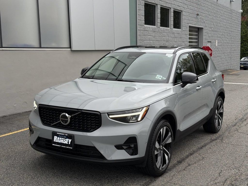 2024 Volvo XC40