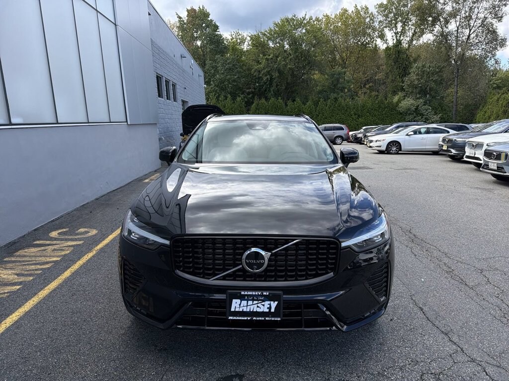 Certified 2024 Volvo XC60 B5 Plus Dark SUV