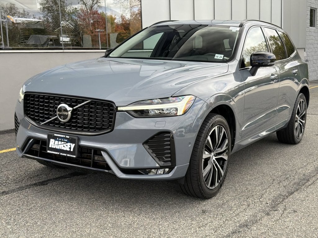 2024 Volvo XC60 Plus