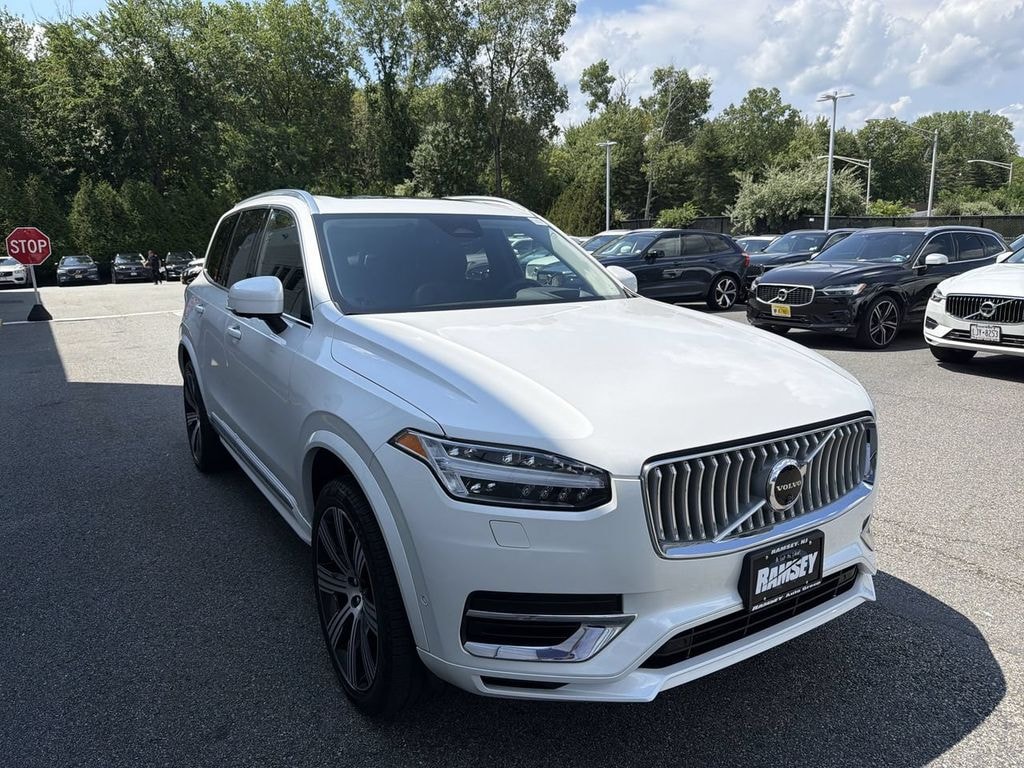 Certified 2025 Volvo XC90 plug-in hybrid T8 Ultra 7-Seater SUV