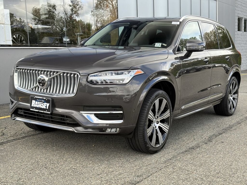 Certified 2025 Volvo XC90 B6 Plus 6-Seater SUV