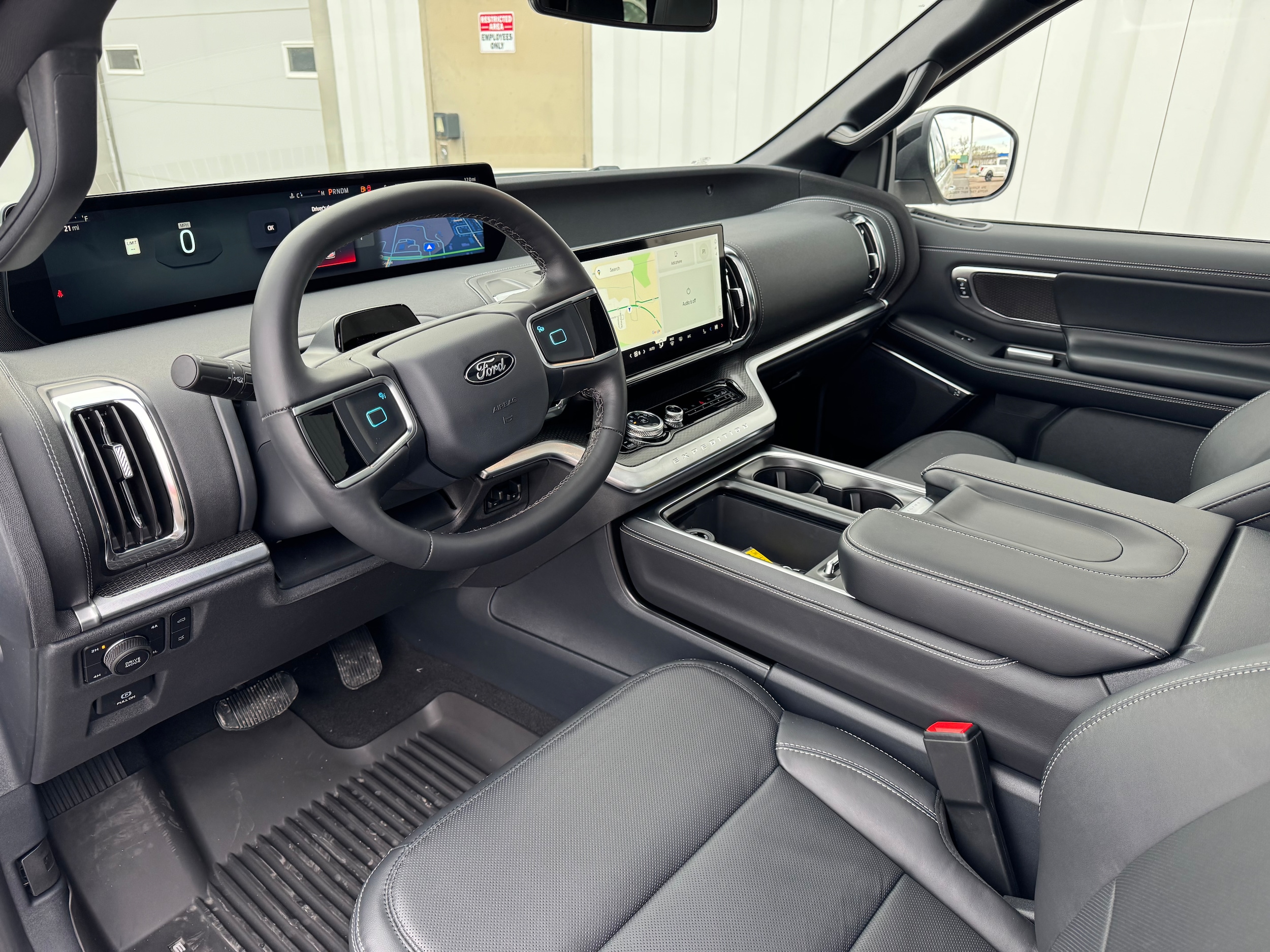 2026 Ford Expedition MAX Platinum - Photo 6