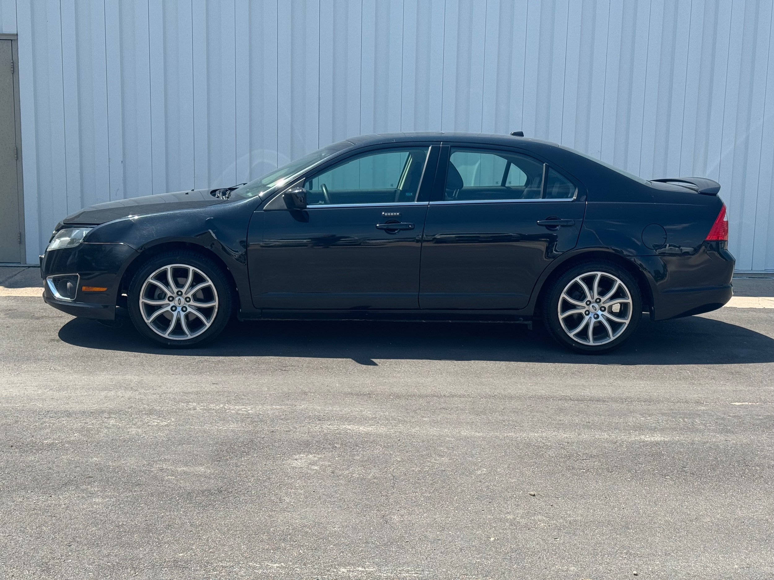 Used 2010 Ford Fusion SEL with VIN 3FAHP0JG2AR216336 for sale in Broken Bow, NE