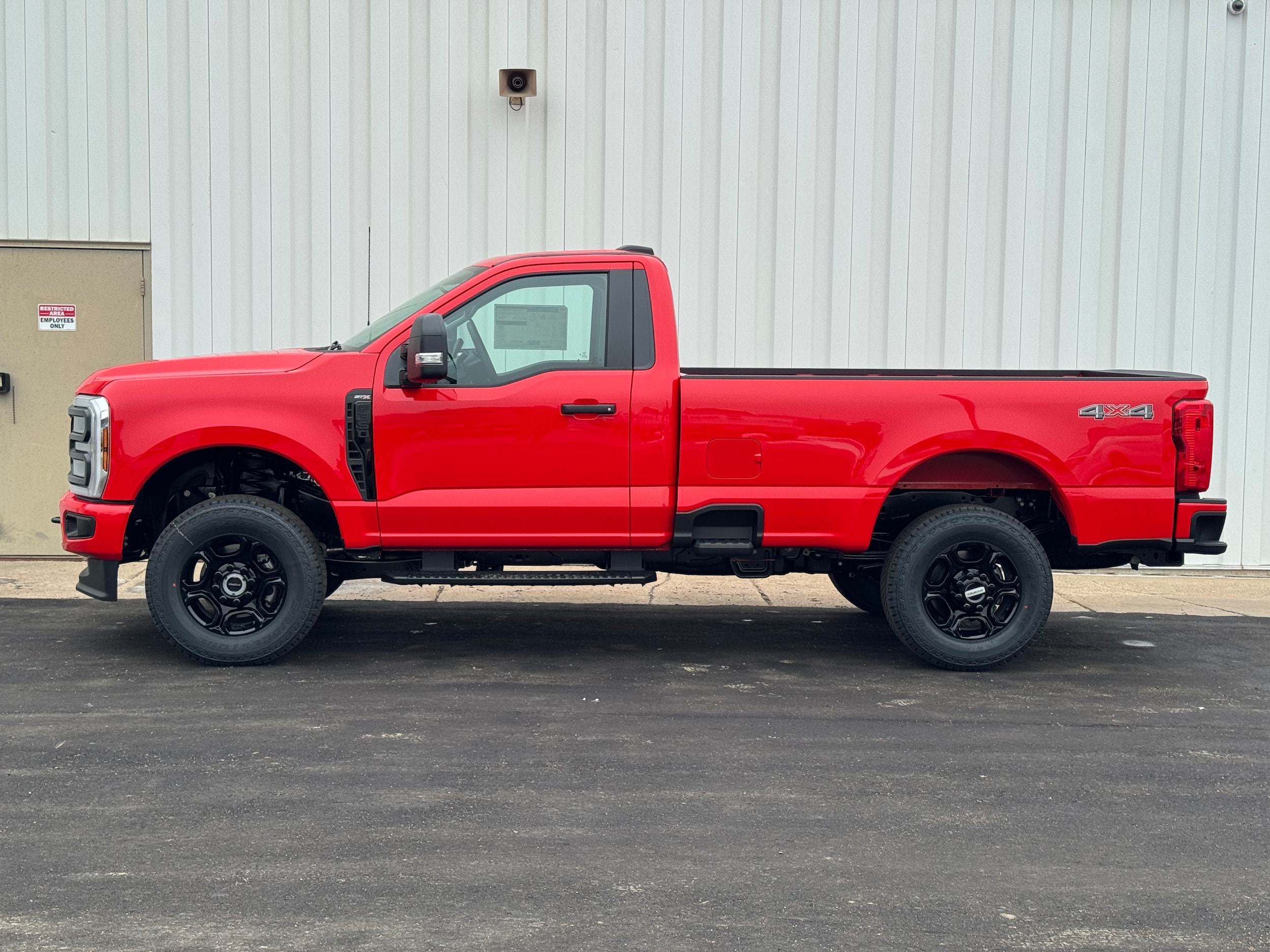 2026 Ford F-350 Super Duty XL - Photo 2