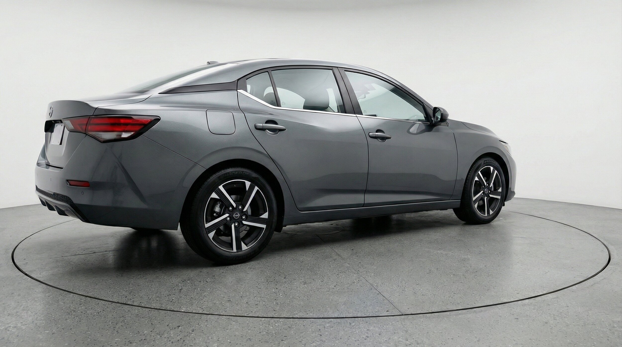 Thumbnail: 2025 Nissan Sentra - 9