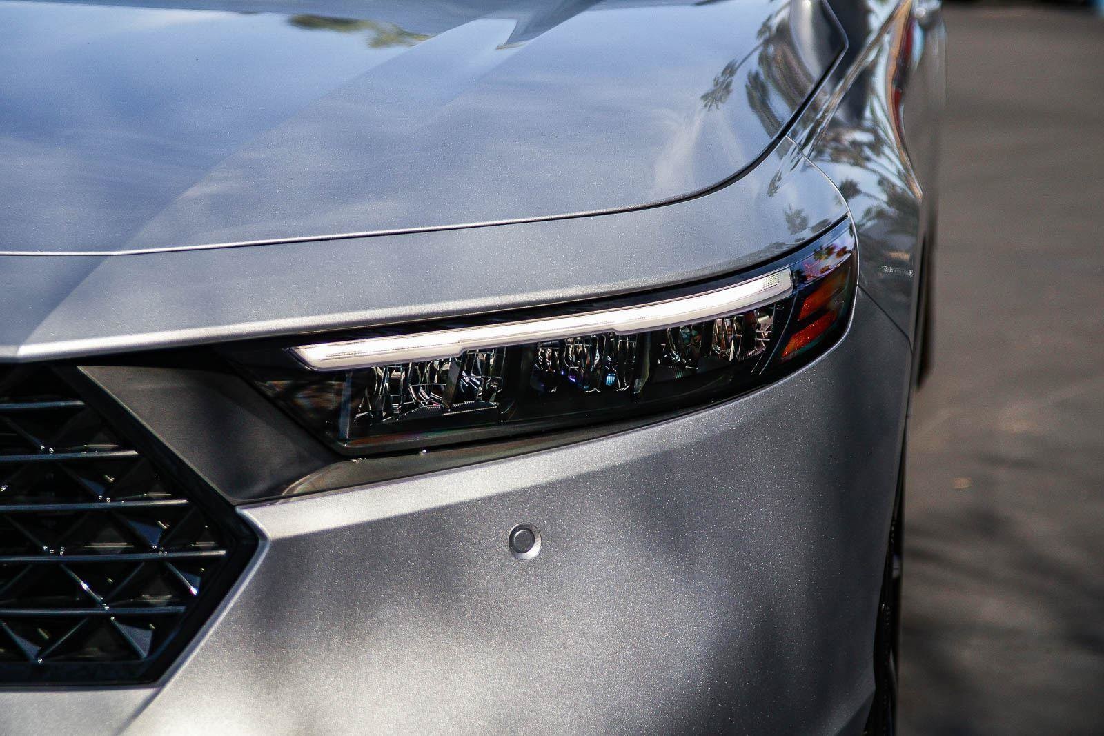 2026 Honda Accord Hybrid Touring - Photo 11