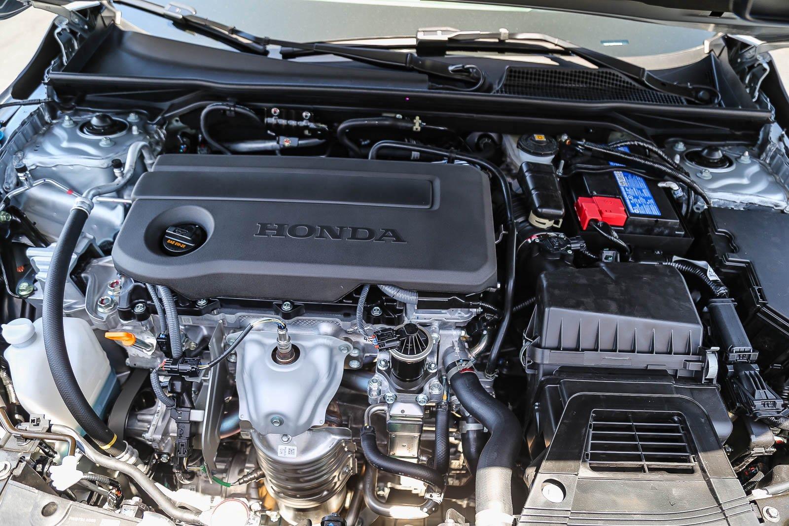 2026 Honda Civic Hatchback Sport - Photo 13