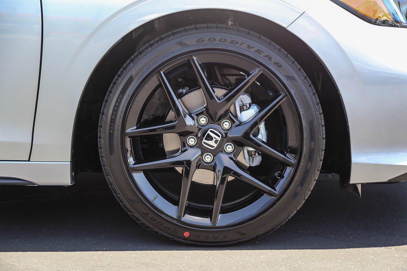 2026 Honda Civic Hatchback Sport - Photo 10