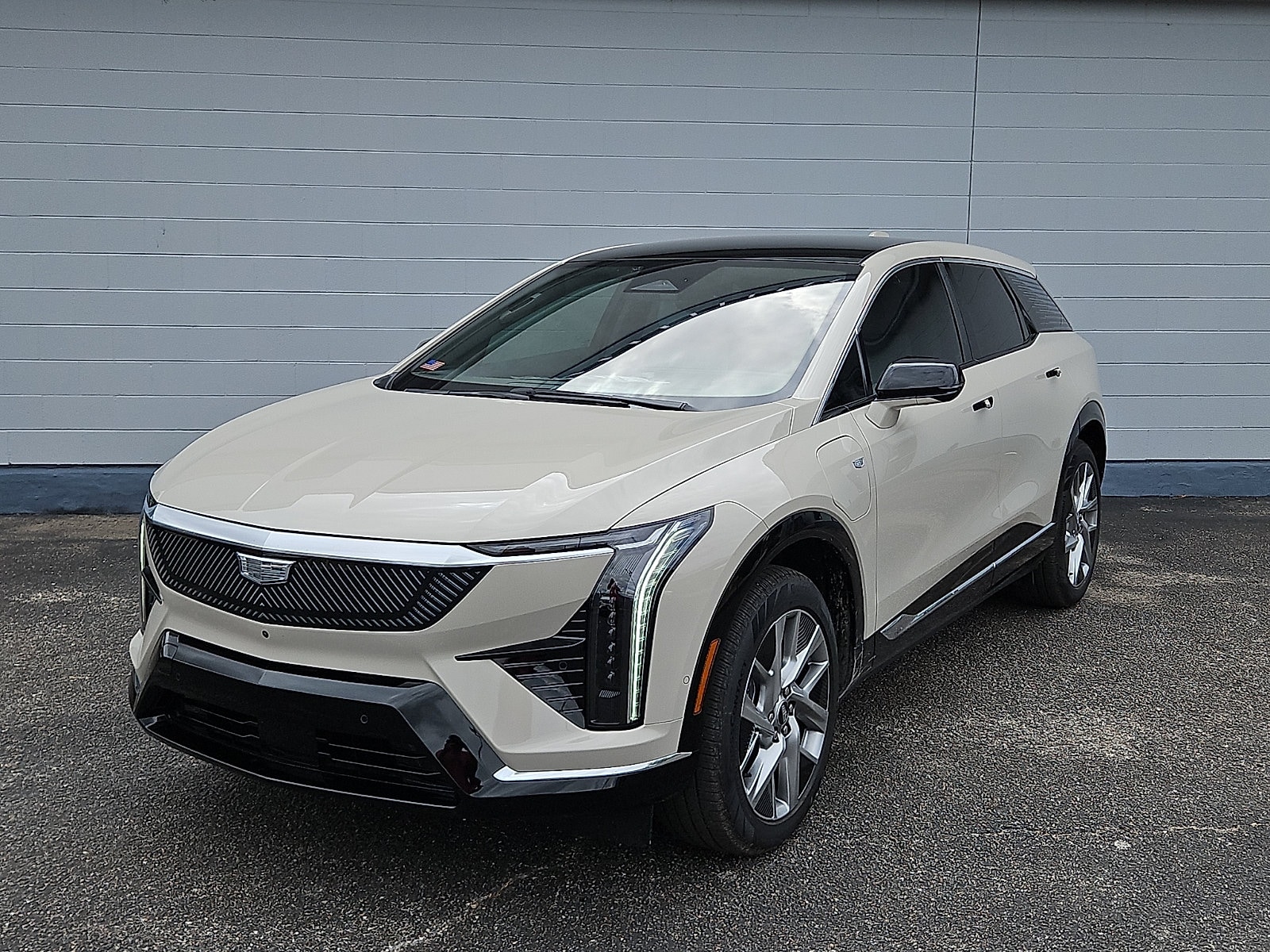 2027 Cadillac OPTIQ Luxury