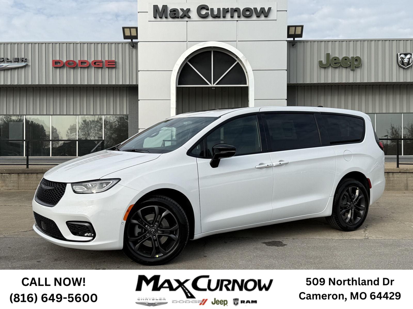 2026 Chrysler Pacifica Select