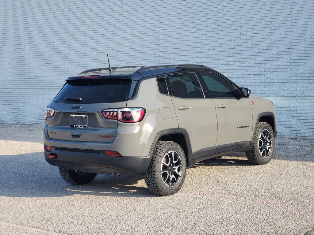 New 2026 Jeep Compass TRAILHAWK 4X4 Sport Utility