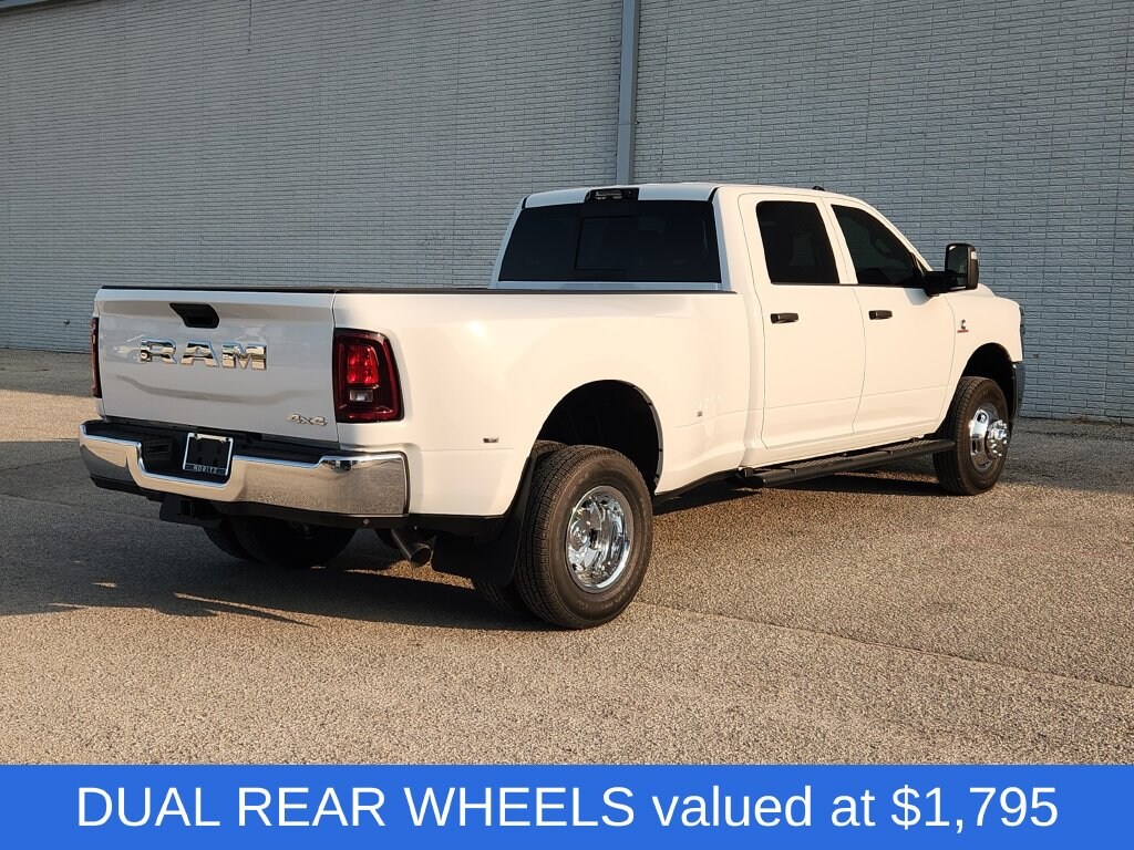 New 2026 Ram 3500 TRADESMAN CREW CAB 4X4 8' BOX Pickup