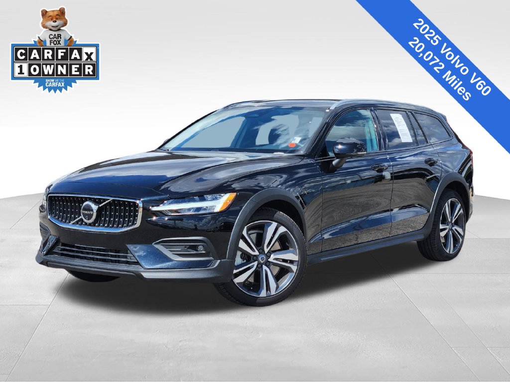 2025 Volvo V60 Cross Country