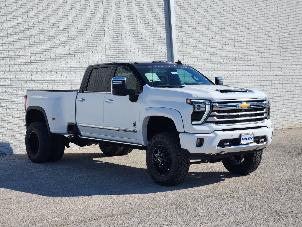 New 2026 Chevrolet Silverado 3500 HD High Country DRW Truck