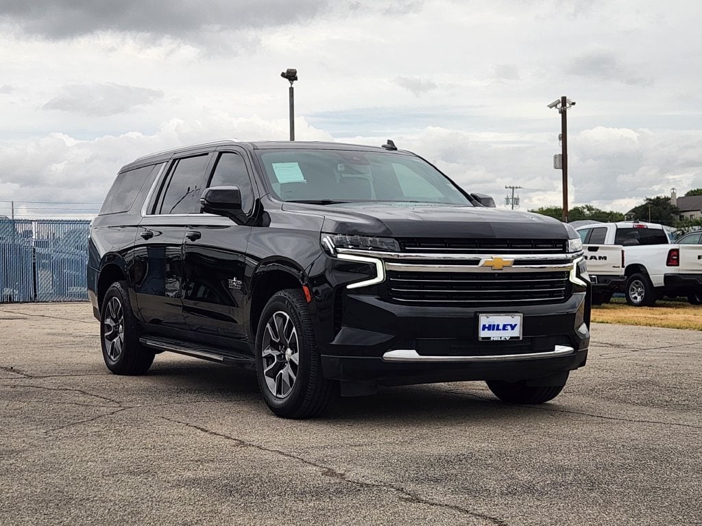 Used 2024 Chevrolet Suburban LT SUV
