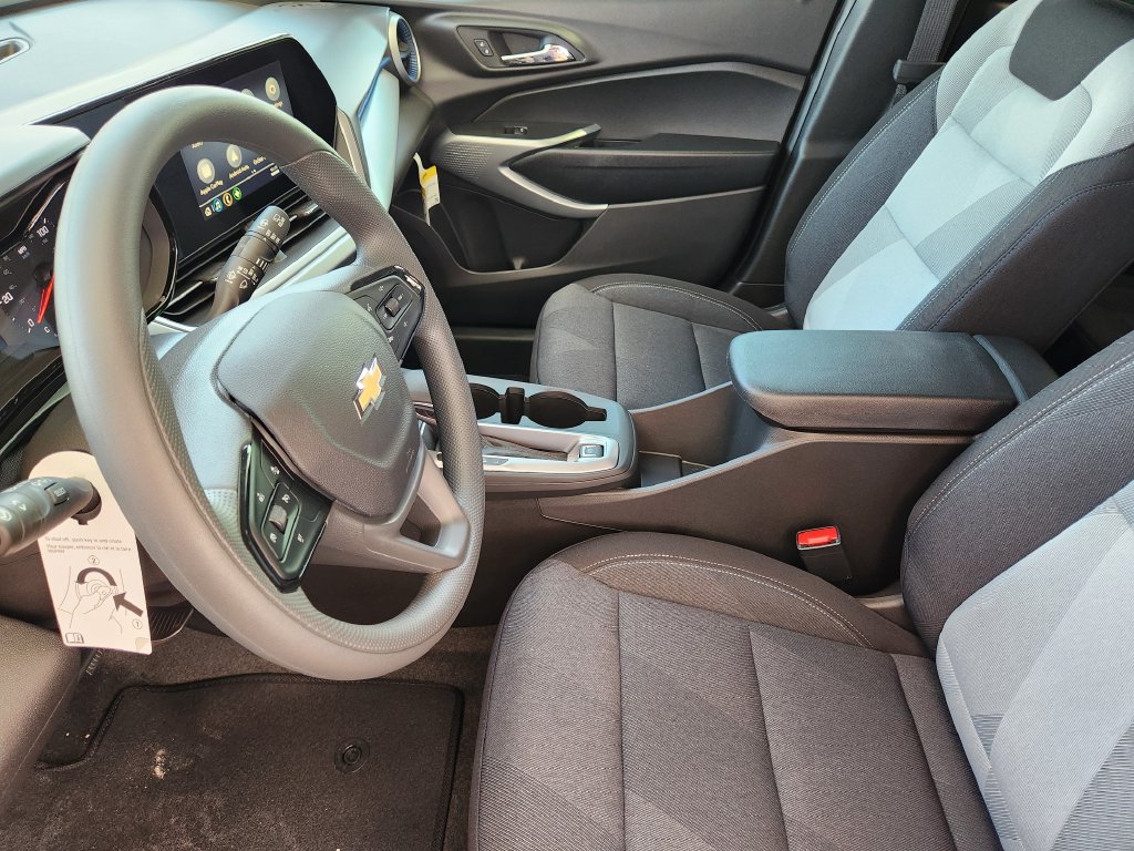 2026 Chevrolet Trax LS - Photo 9