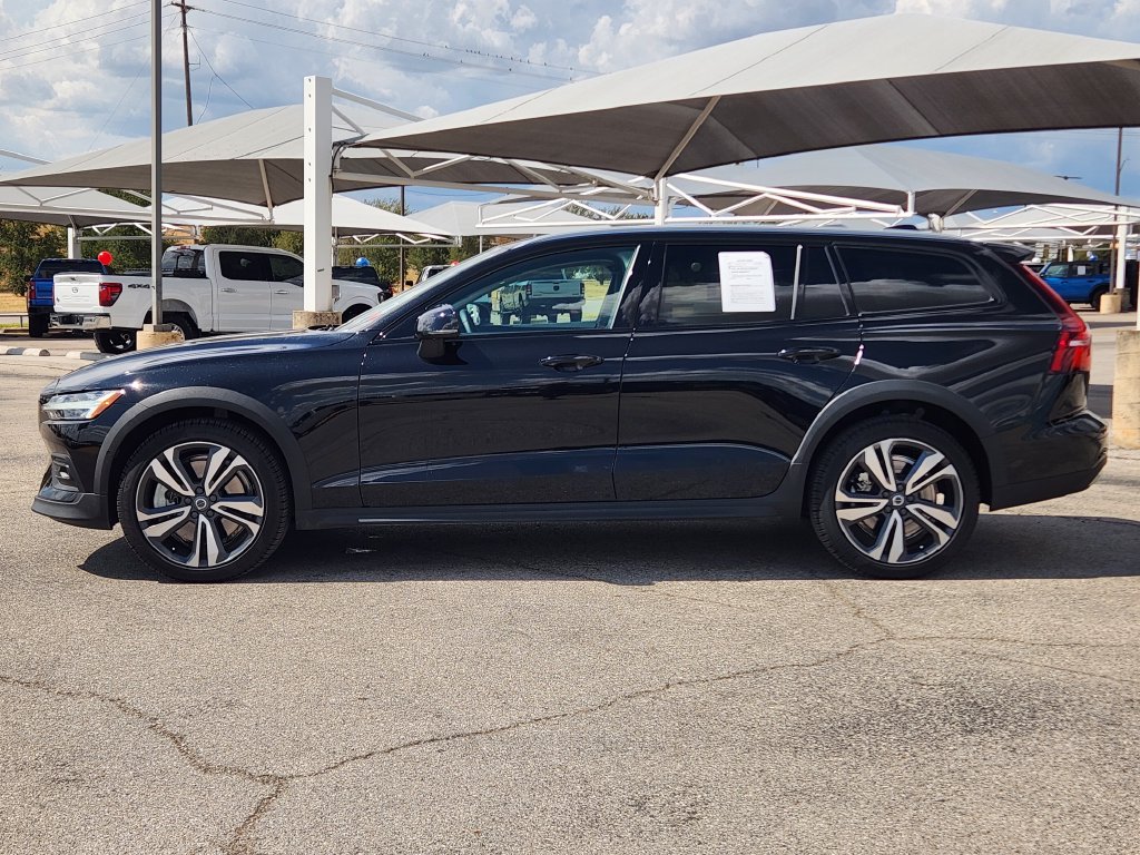 Certified 2025 Volvo V60 Cross Country B5 Plus Wagon