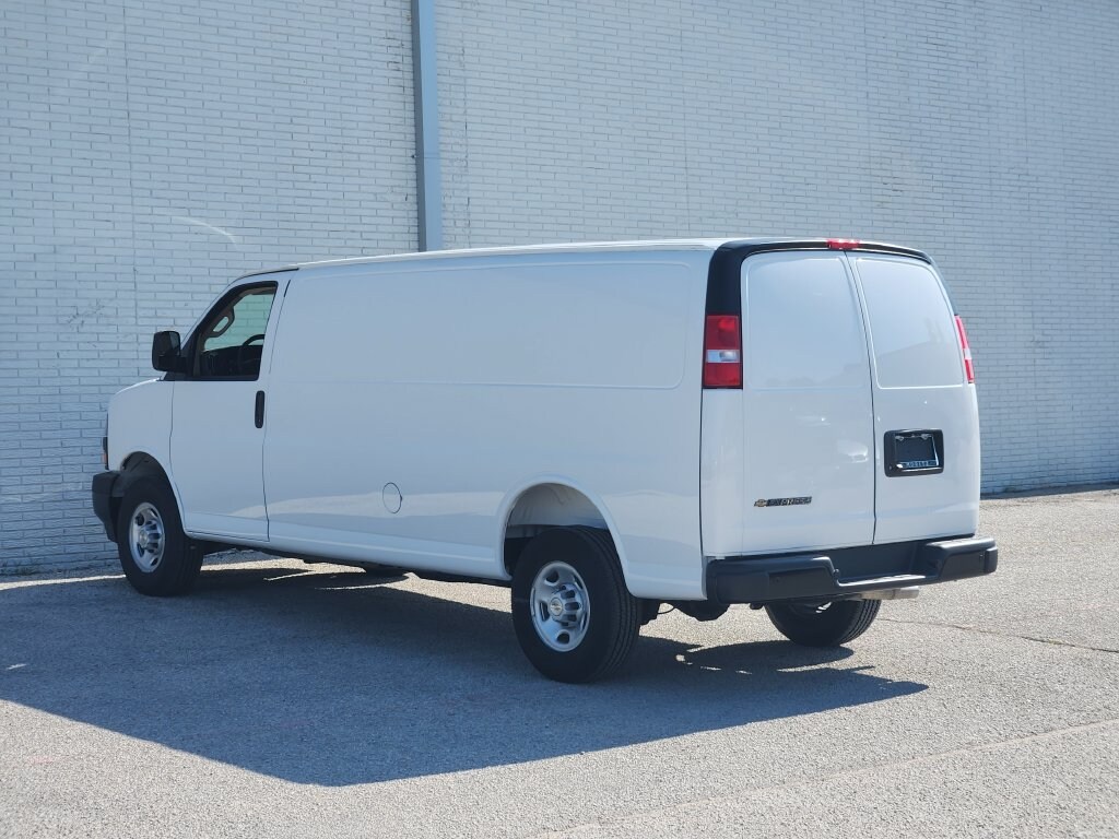 New 2026 Chevrolet Express 2500 Work Van Cargo Van